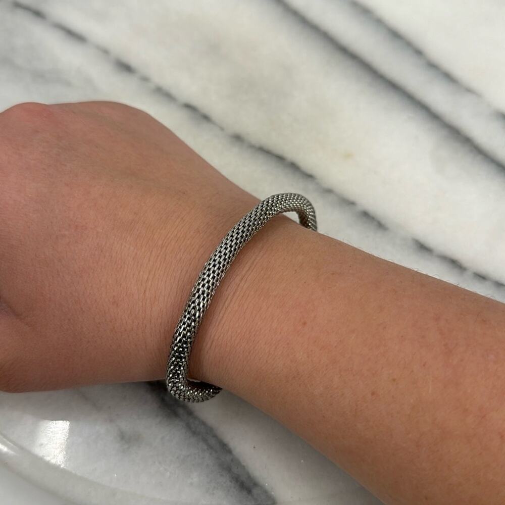 Stretchy silver chain bracelet